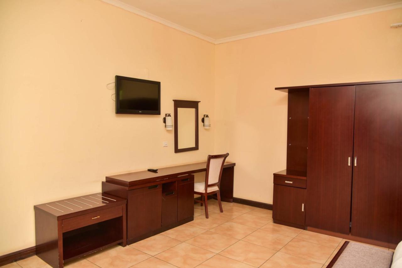 Chamba Valley Exotic Hotel Lusaka Ngoại thất bức ảnh