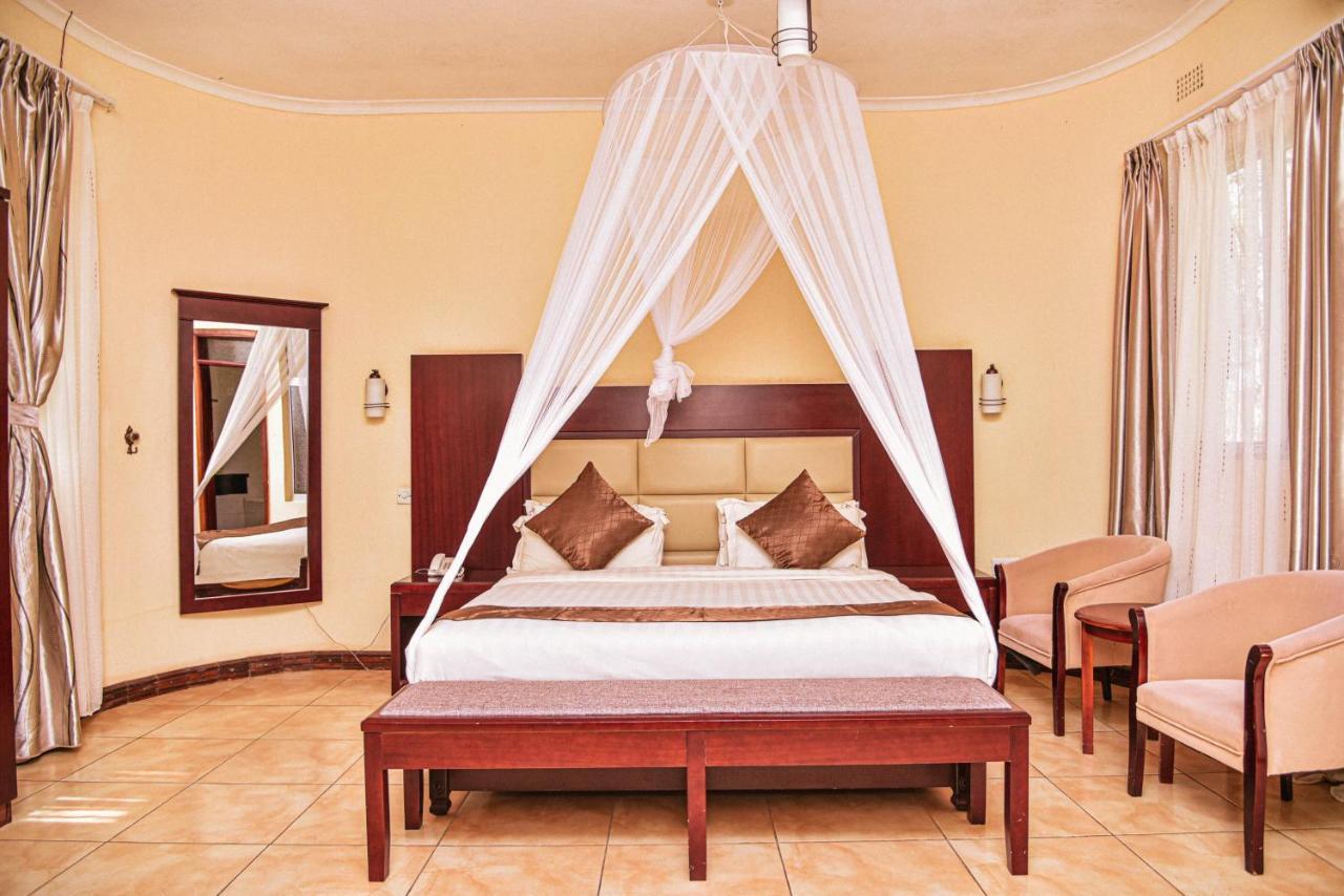 Chamba Valley Exotic Hotel Lusaka Ngoại thất bức ảnh
