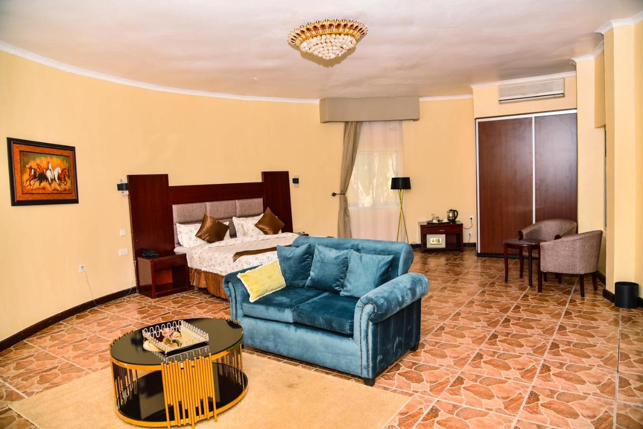 Chamba Valley Exotic Hotel Lusaka Ngoại thất bức ảnh