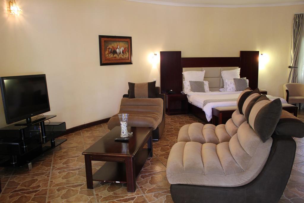 Chamba Valley Exotic Hotel Lusaka Ngoại thất bức ảnh